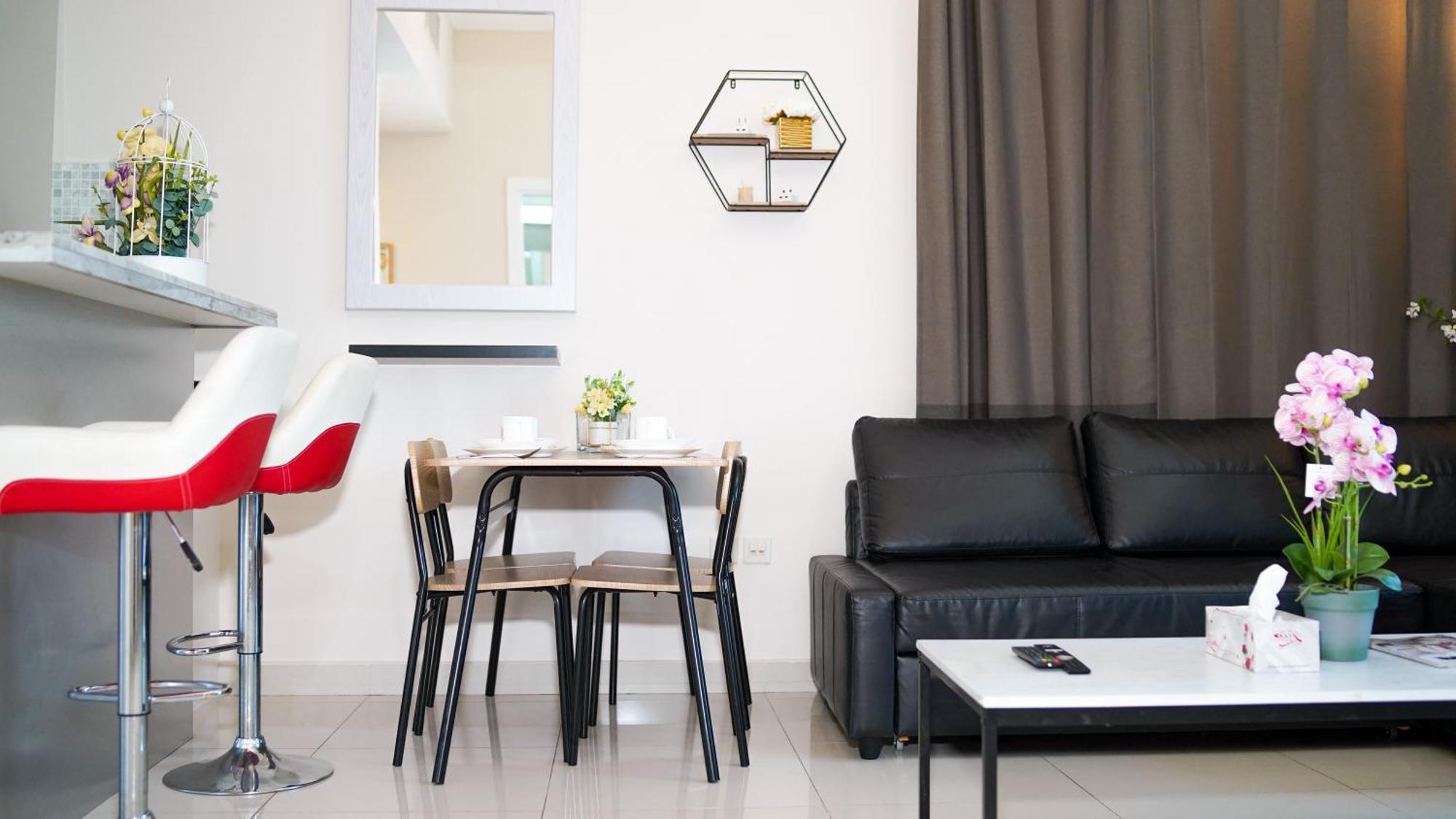 Apartment Rbc Fabulous View Near Mall *