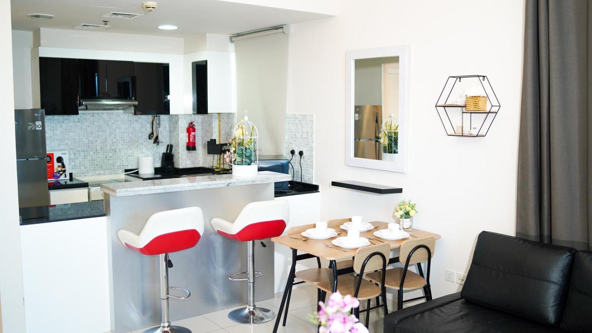 Rbc Fabulous View Near Mall Apartment *
