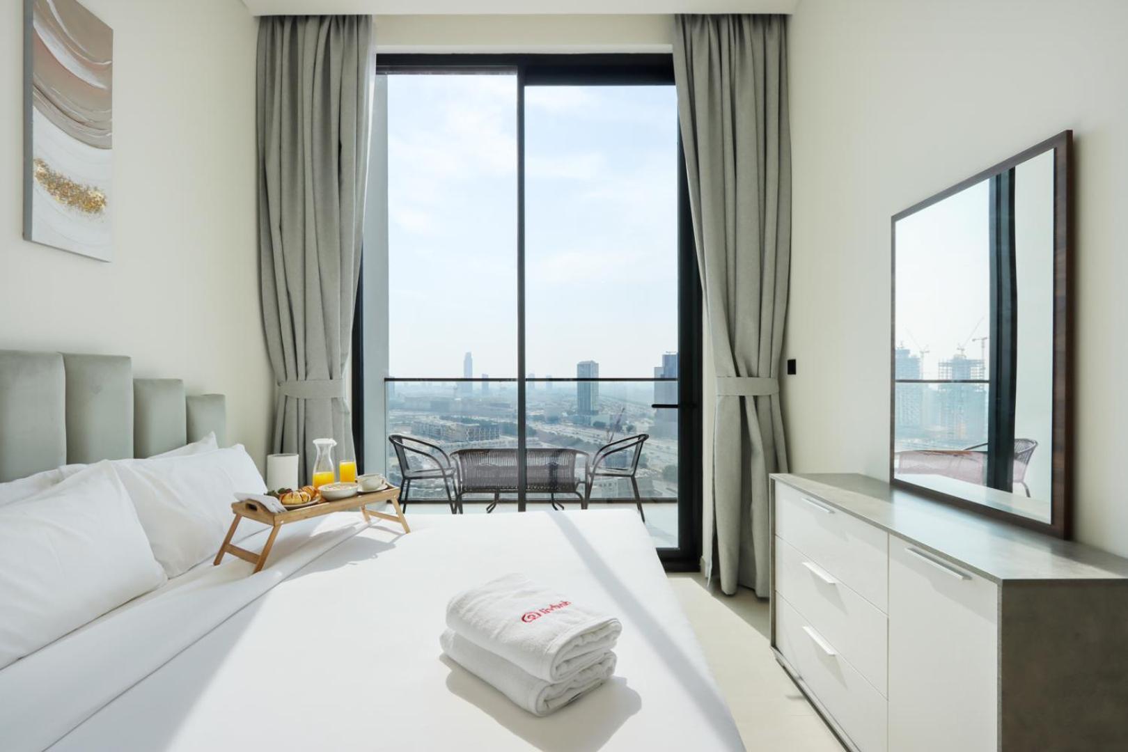 Livbnb-1b Elegant Living With Views, Jvc Dubai