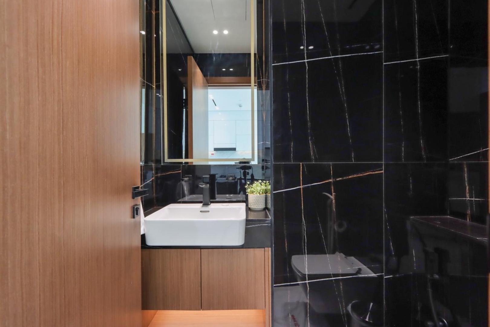 Livbnb-1b Elegant Living With Views, Jvc * Dubai