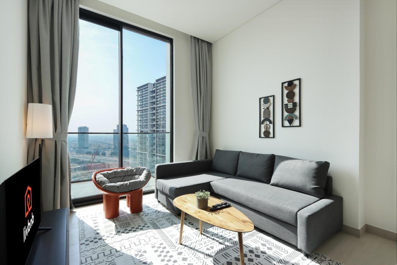 Livbnb-1b Elegant Living With Views, Jvc Apartment