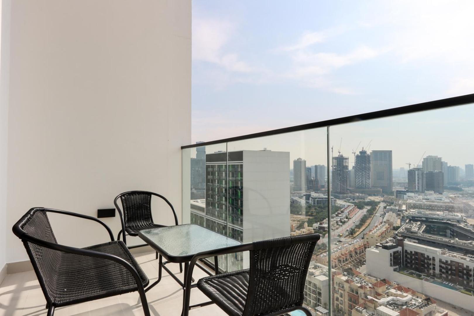 Livbnb-1b Elegant Living With Views, Jvc Apartment *