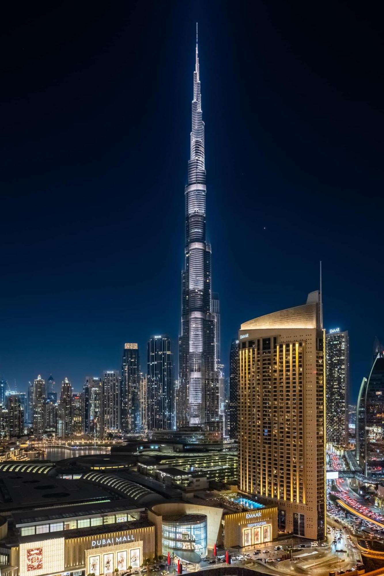 Apartment Elegant 4br With Burj Khalifa And Fountain Views Connected To Mall
