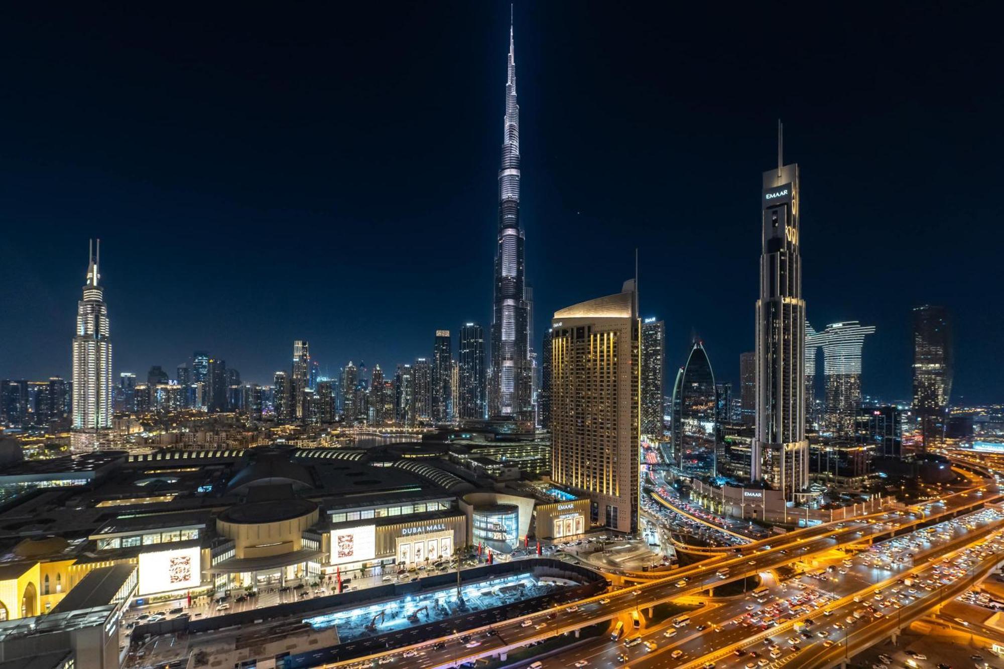 Elegant 4br With Burj Khalifa And Fountain Views Connected To Mall