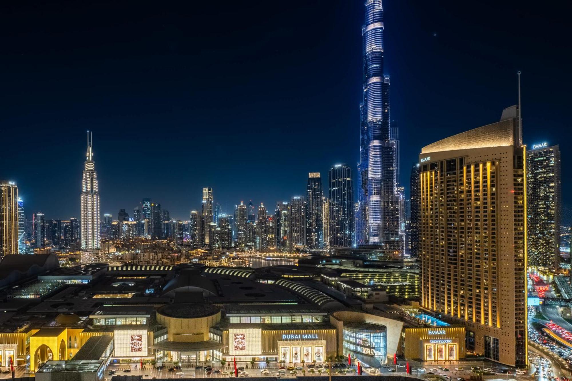 Elegant 4br With Burj Khalifa And Fountain Views Connected To Mall Apartment Dubai