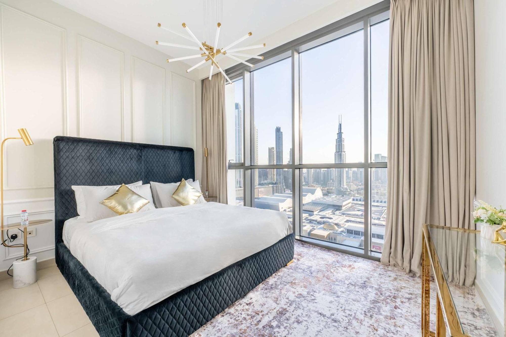 Apartment Elegant 4br With Burj Khalifa And Fountain Views Connected To Mall