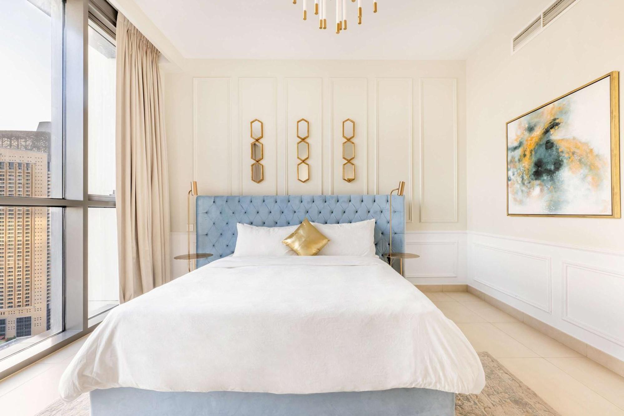 Apartment Elegant 4br With Burj Khalifa And Fountain Views Connected To Mall Dubai