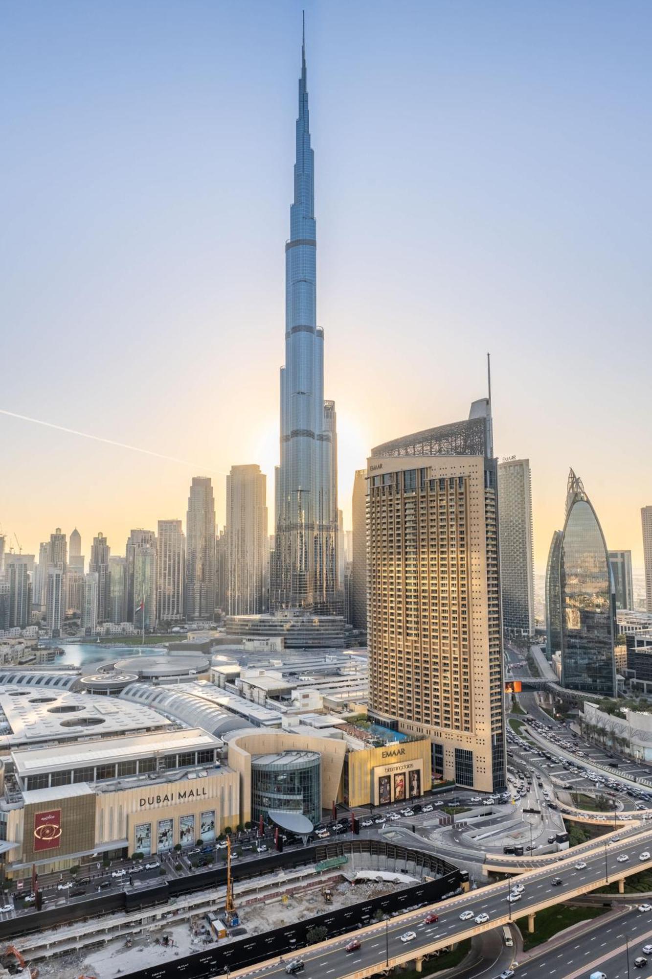 Elegant 4br With Burj Khalifa And Fountain Views Connected To Mall Apartment