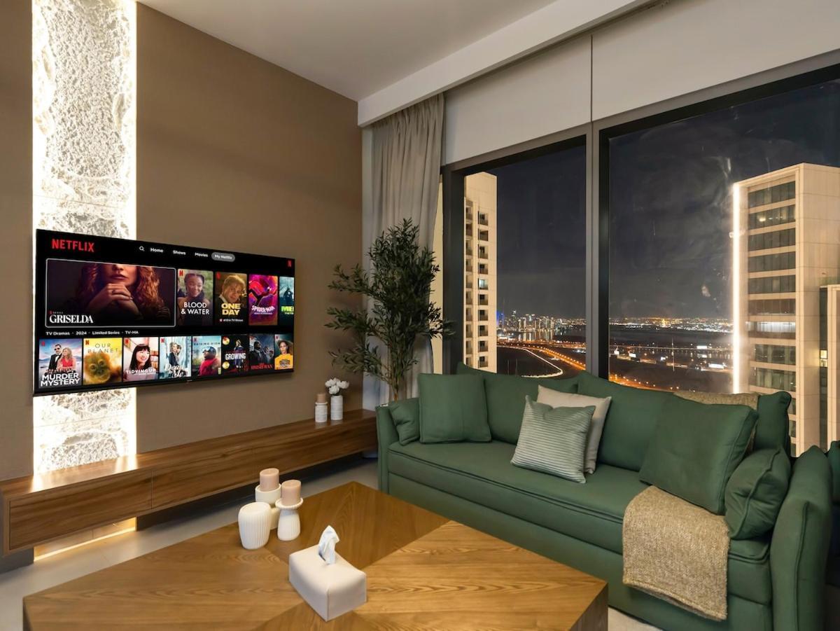 Apartamento New Luxurious 4br With Burj Khalifa & Fountain View Near Difc