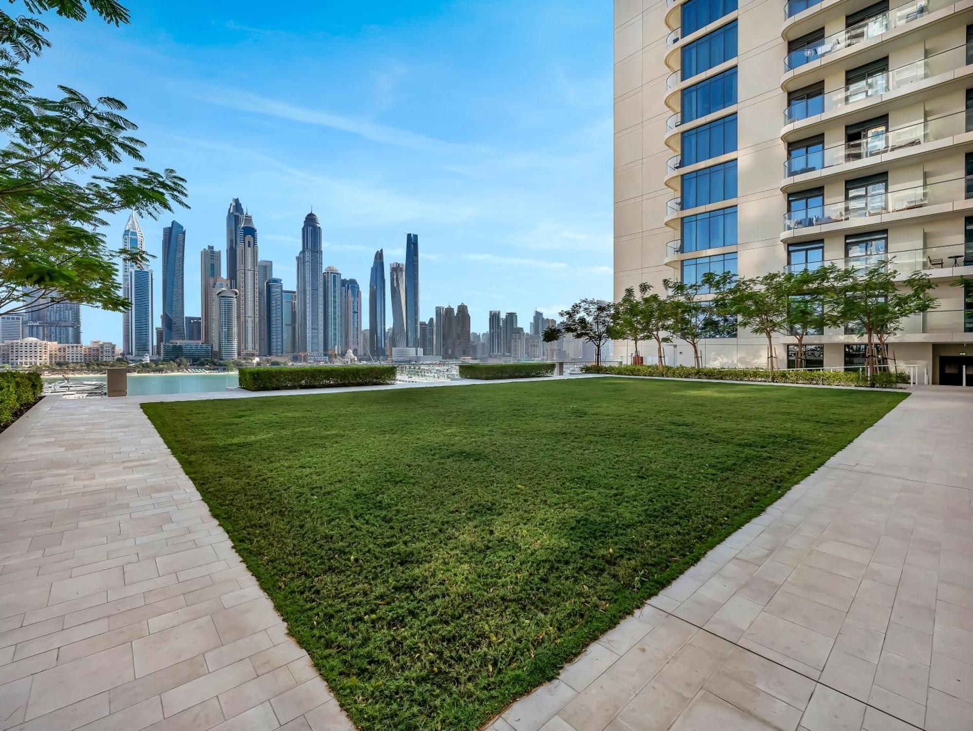 Apartamento Sleek And Spacious 1 Bedroom With Private Infinity Pool In Harbour Dubai
