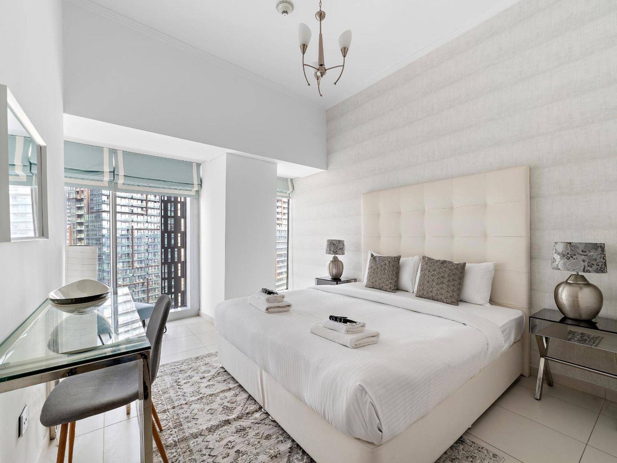 Apartment Iconic Living - 2br In Cayan Tower, Marina