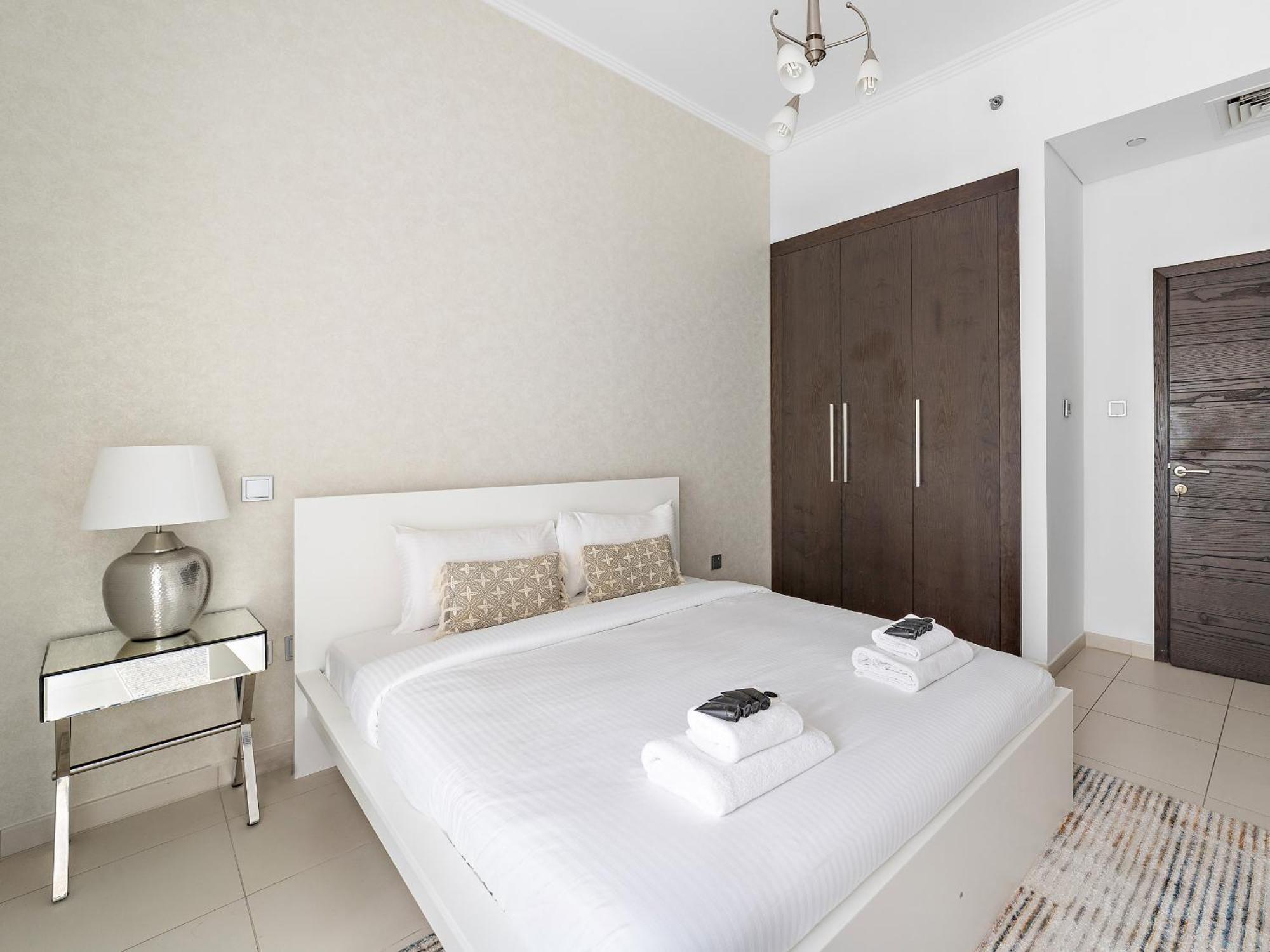 Apartment Iconic Living - 2br In Cayan Tower, Marina *