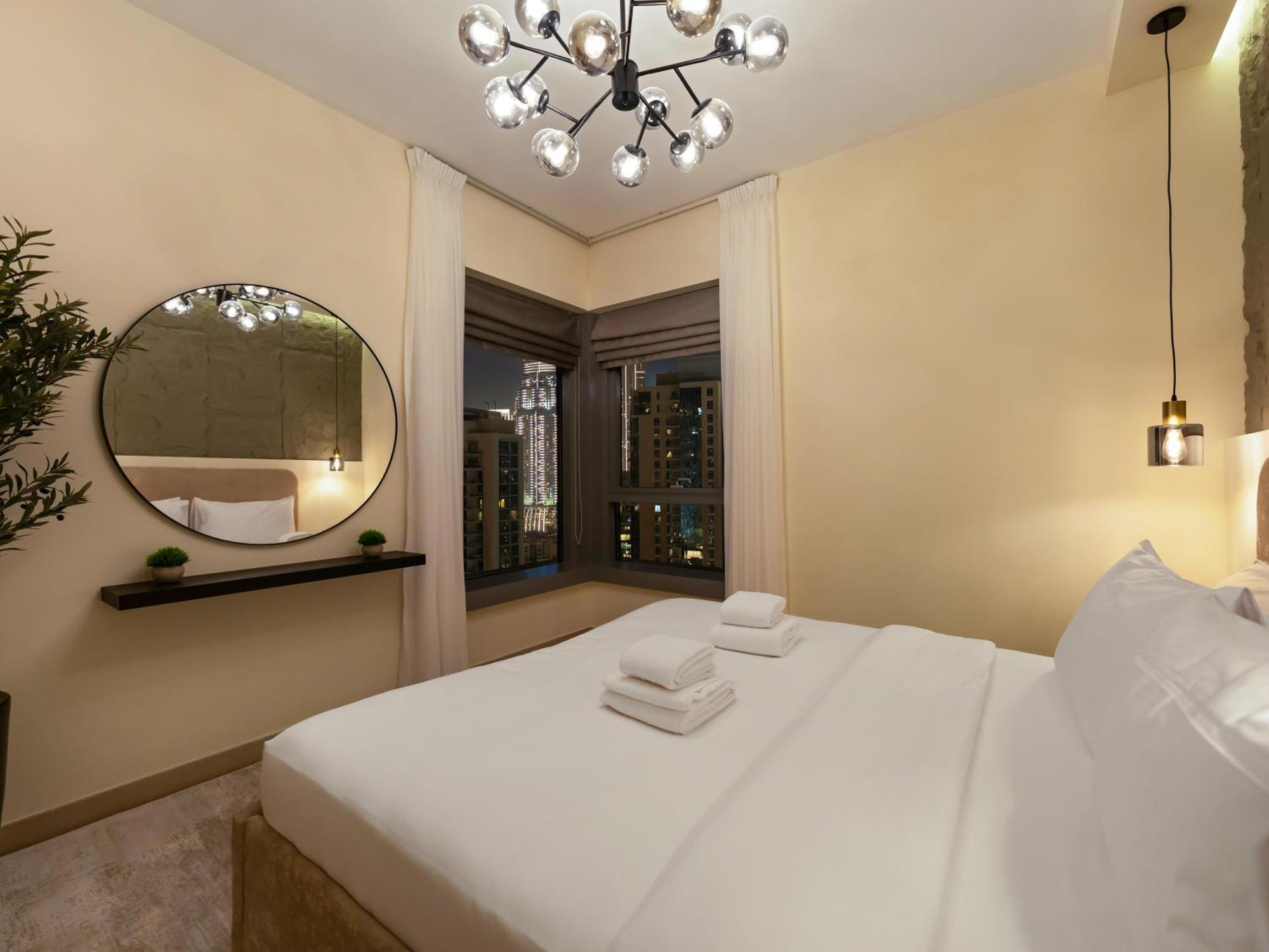 Royal Vista At 29 Boulevard - & Burj Khalifa Views - Brand New Luxury 2br * Dubai