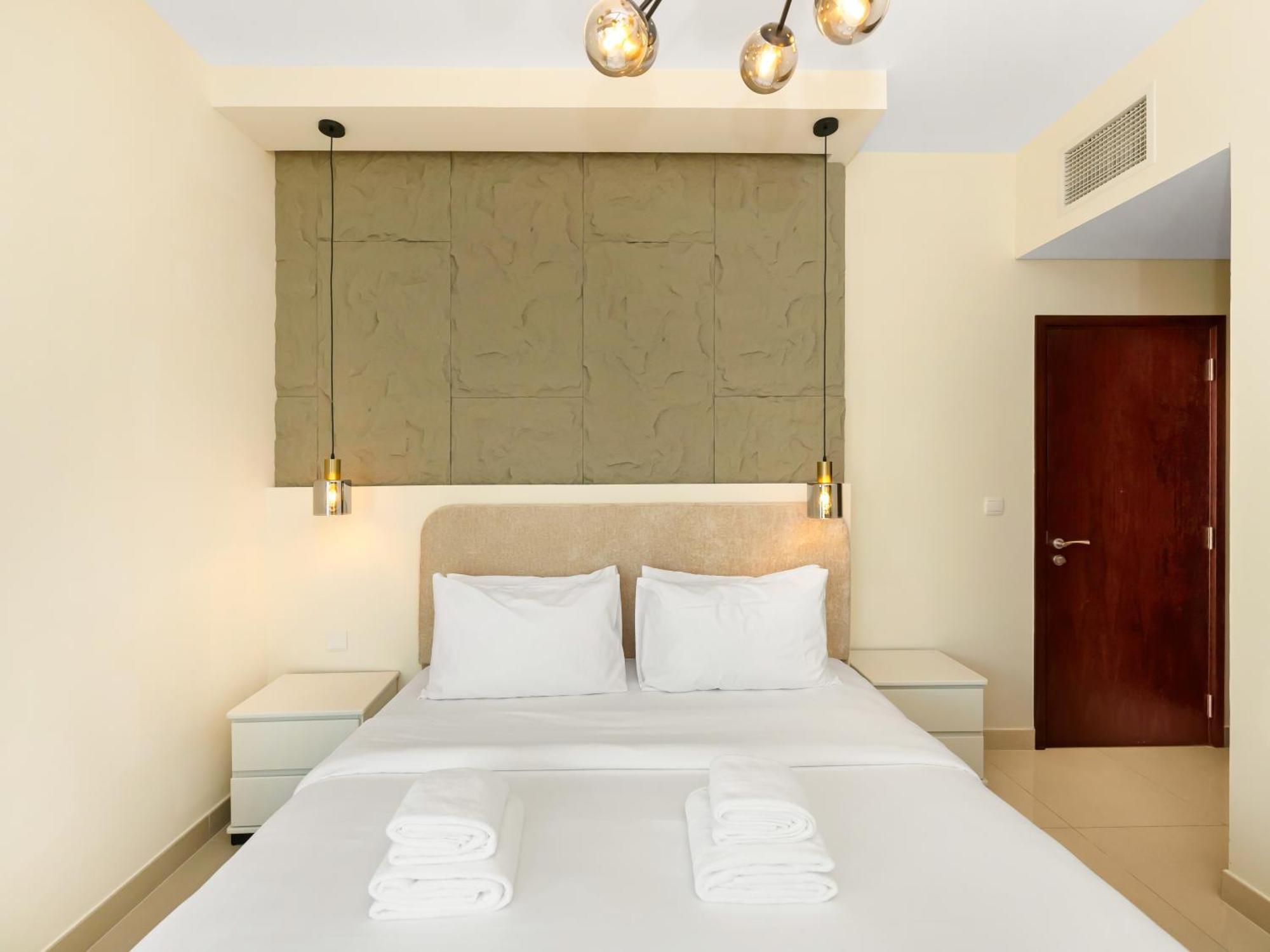 Apartment Royal Vista At 29 Boulevard - & Burj Khalifa Views - Brand New Luxury 2br *
