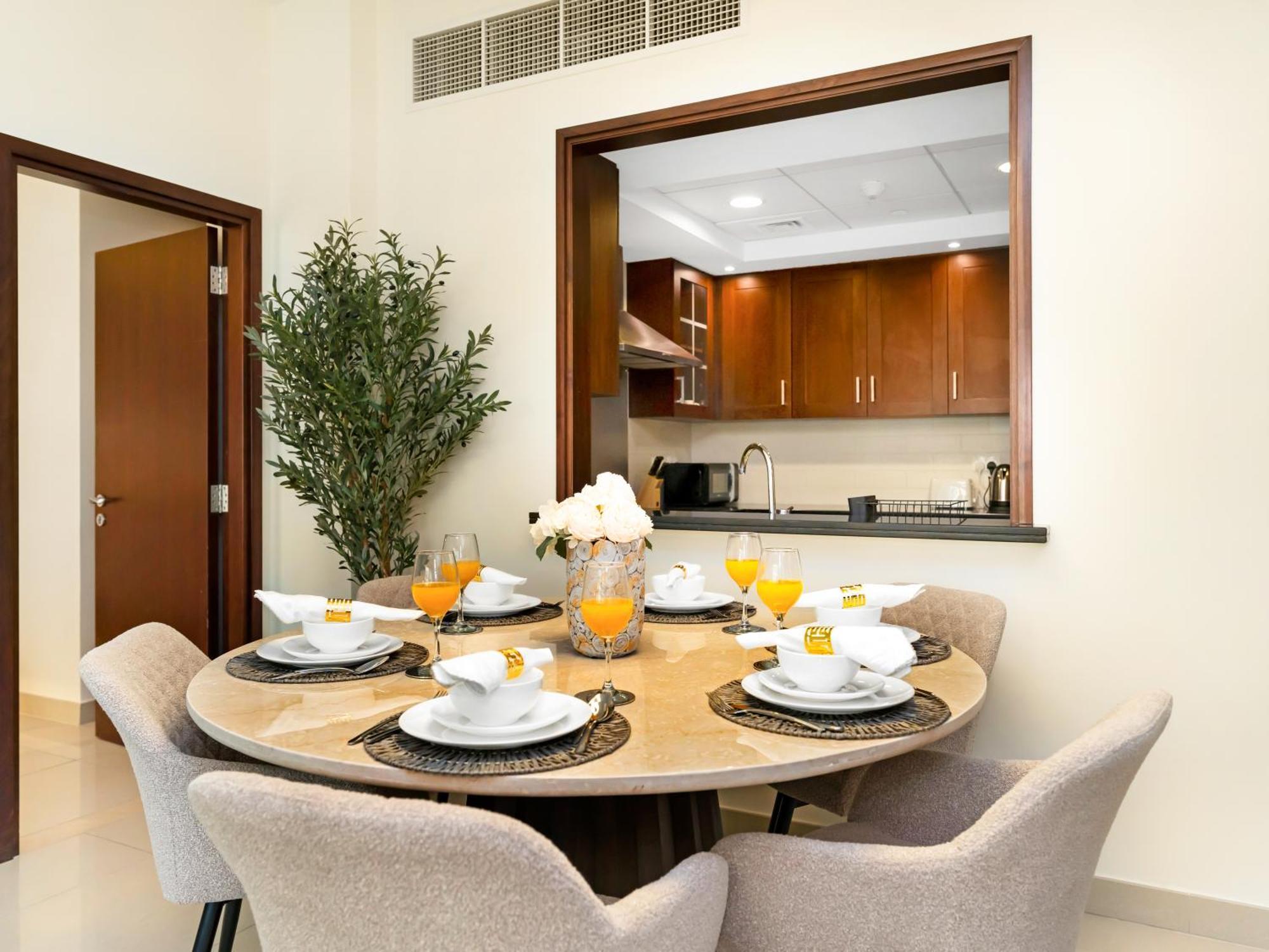 Royal Vista At 29 Boulevard - & Burj Khalifa Views - Brand New Luxury 2br Apartment Dubai