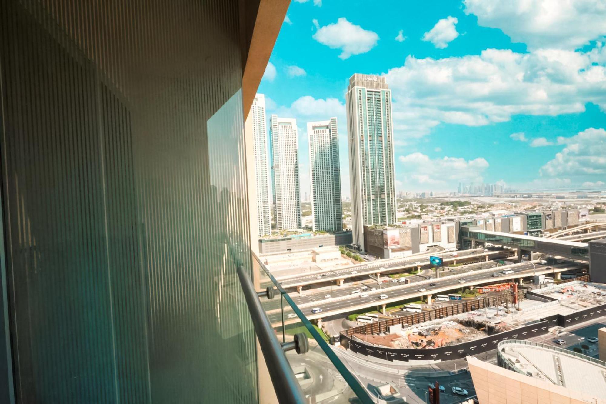 Daire Emaar Fashion Avenue One Bedroom - Formerly Address Mall Four Apple Homes Dubai