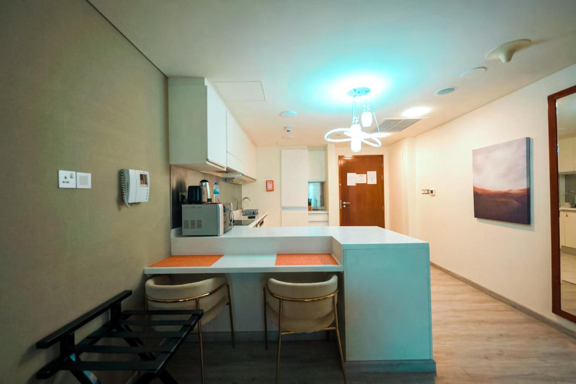 Emaar Fashion Avenue One Bedroom - Formerly Address Mall Four Apple Homes Dubai