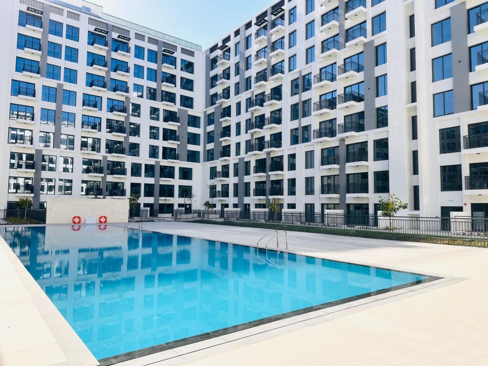 Apartment Brand New 1br With A Pool, Gym & Games Area Dubai