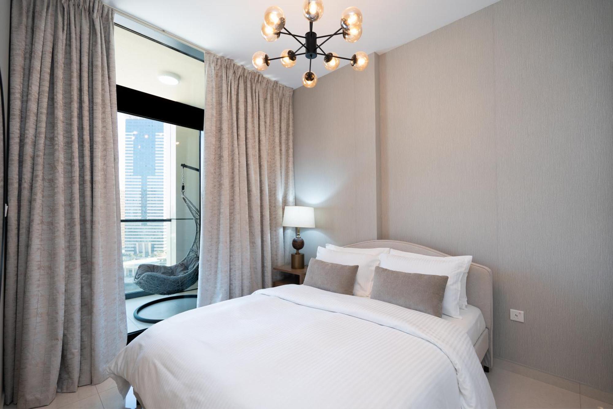 Daire Keyrock Living - Lakeview Escape In Business Bay *