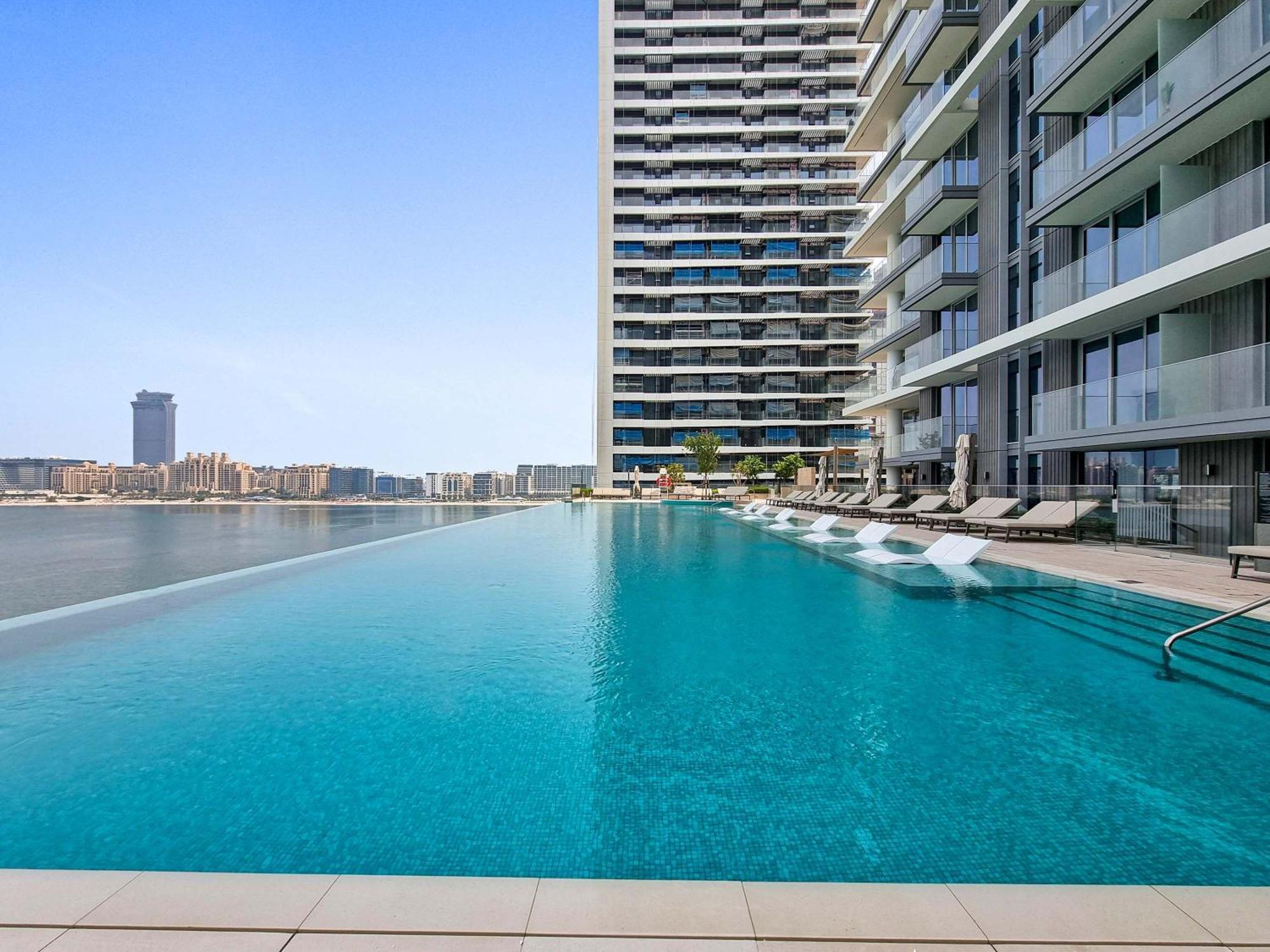 Silkhaus Sea View Family Escape In Tower With Private Apartment Dubai