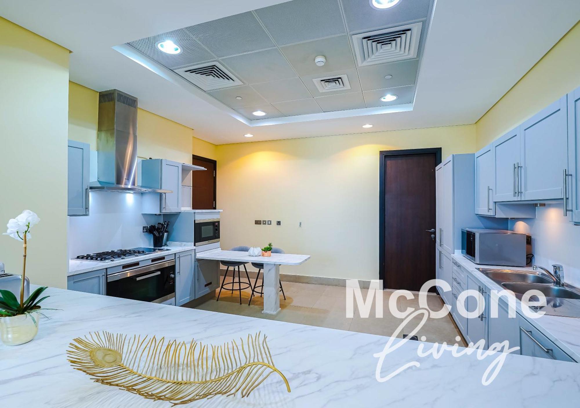 Beachfront 3br Maid With Pool & Sea Views Apartment *