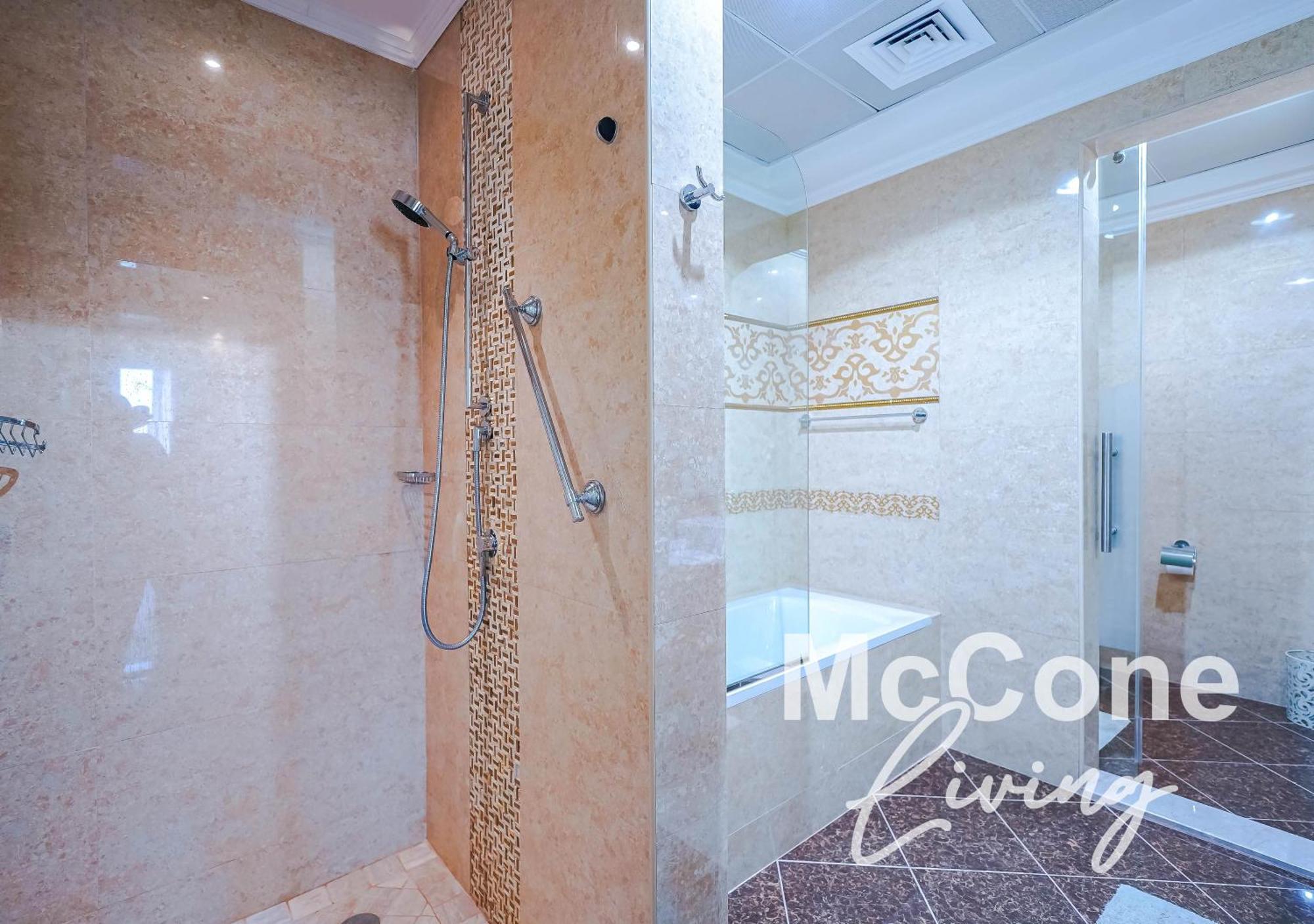 Apartment Beachfront 3br Maid With Pool & Sea Views Dubai