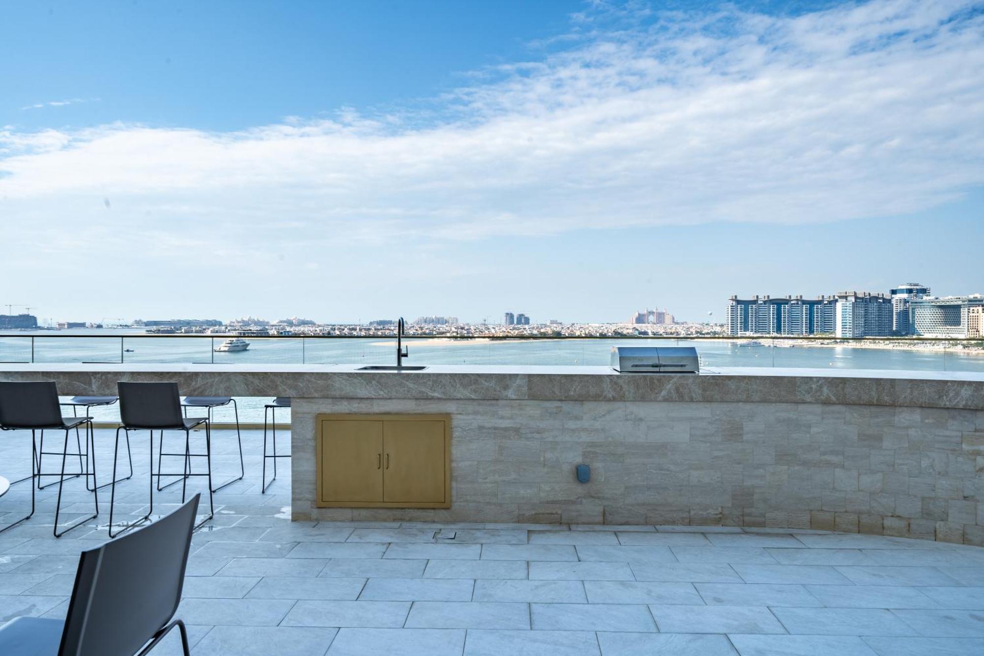 Homes Beyond I Stunning Oceanfront 2 Bedroom Dubai