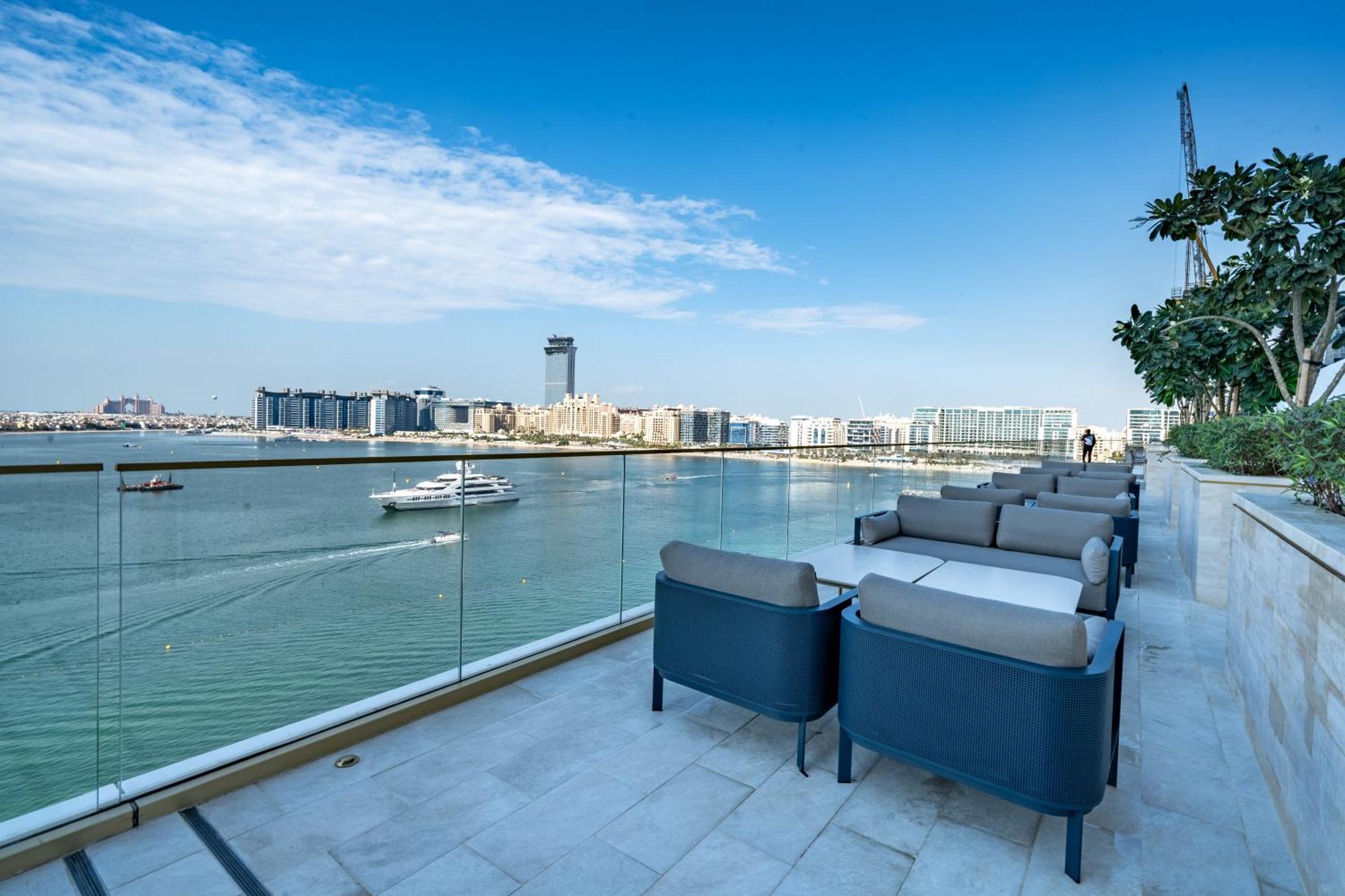 Homes Beyond I Stunning Oceanfront 2 Bedroom Dubai