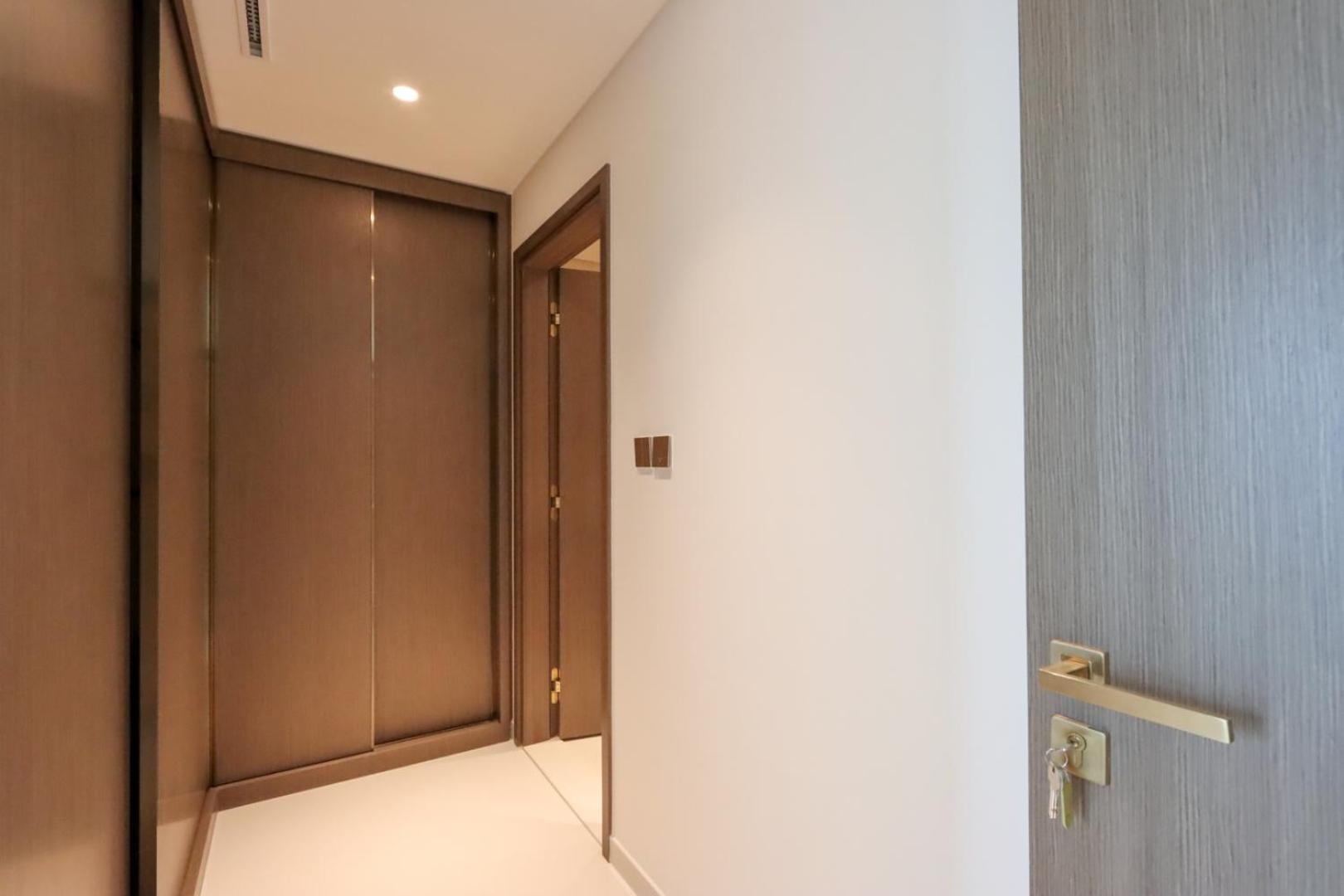 Livbnb-2br Iconic Living In Grand Bleu Apartment Dubai