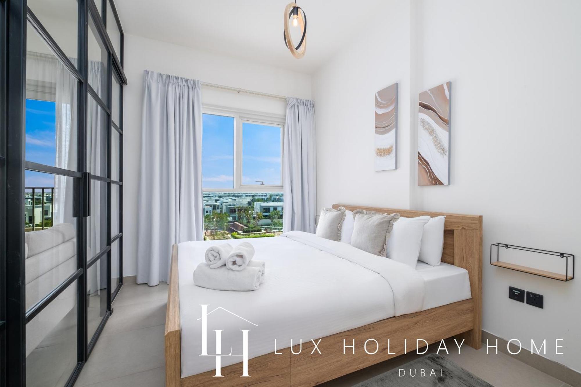 Lux The Collective Hills Apartment