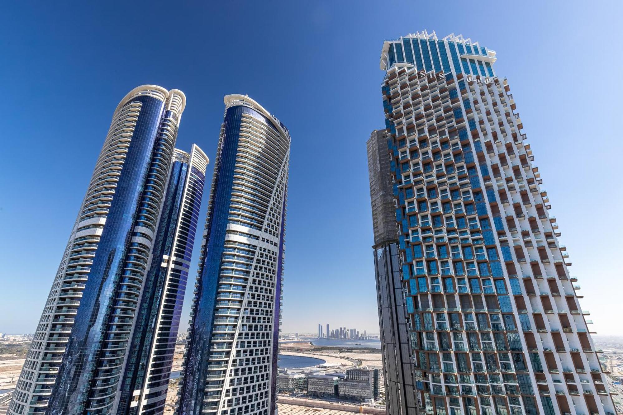 Simply Comfort At Nobles Tower Luxury Burj View Dubai