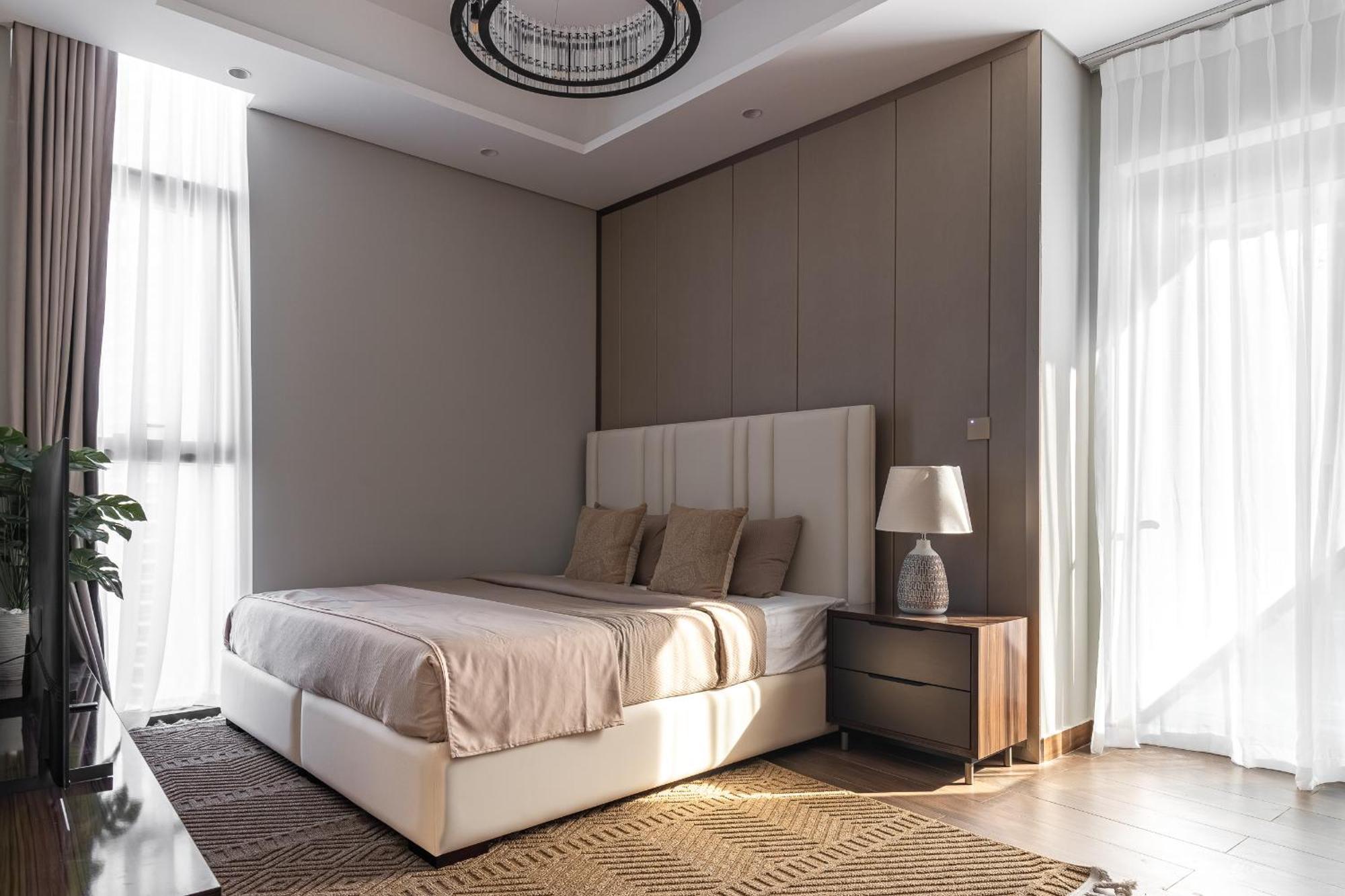Simply Comfort At Nobles Tower Luxury Burj View * Dubai