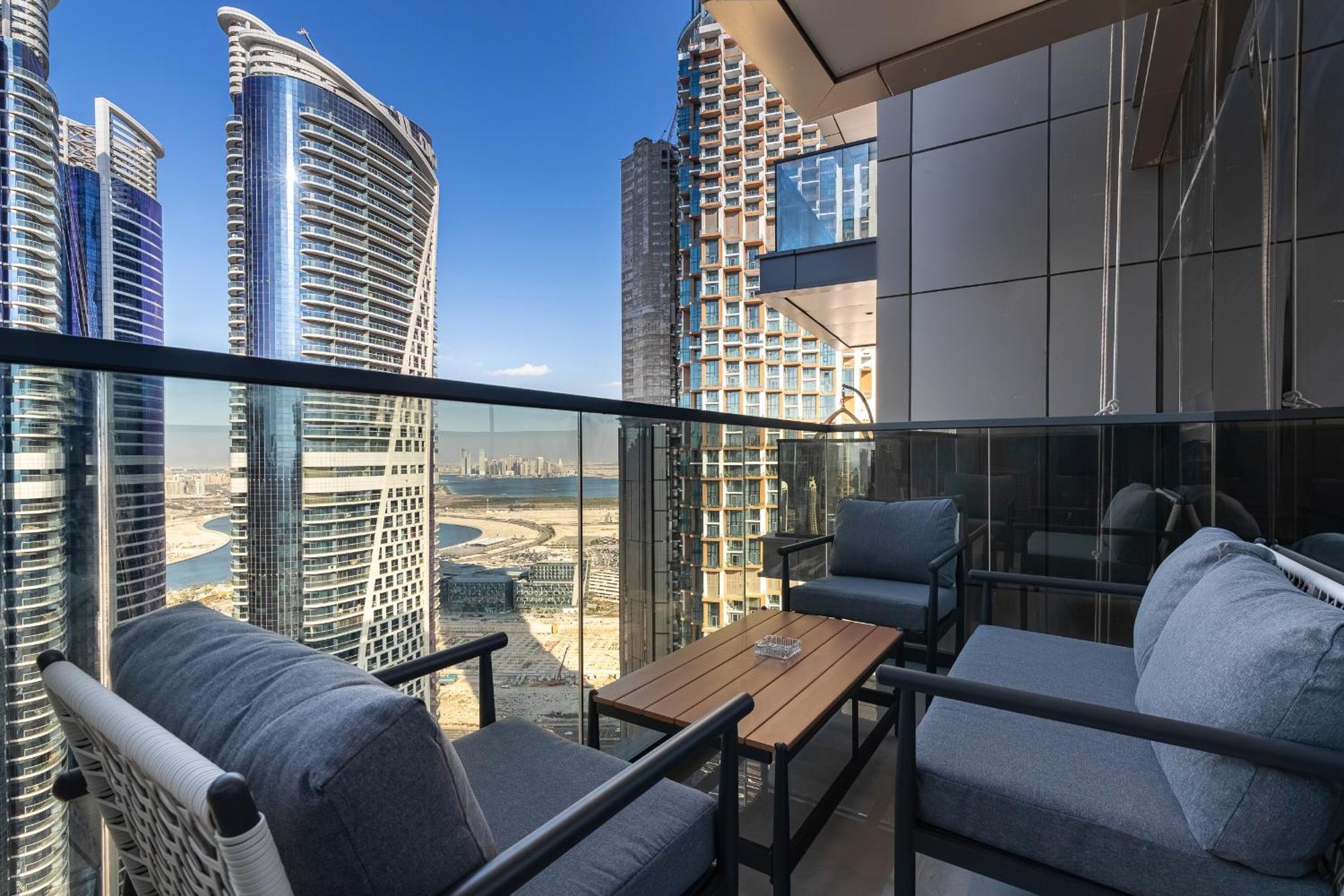 Simply Comfort At Nobles Tower Luxury Burj View *