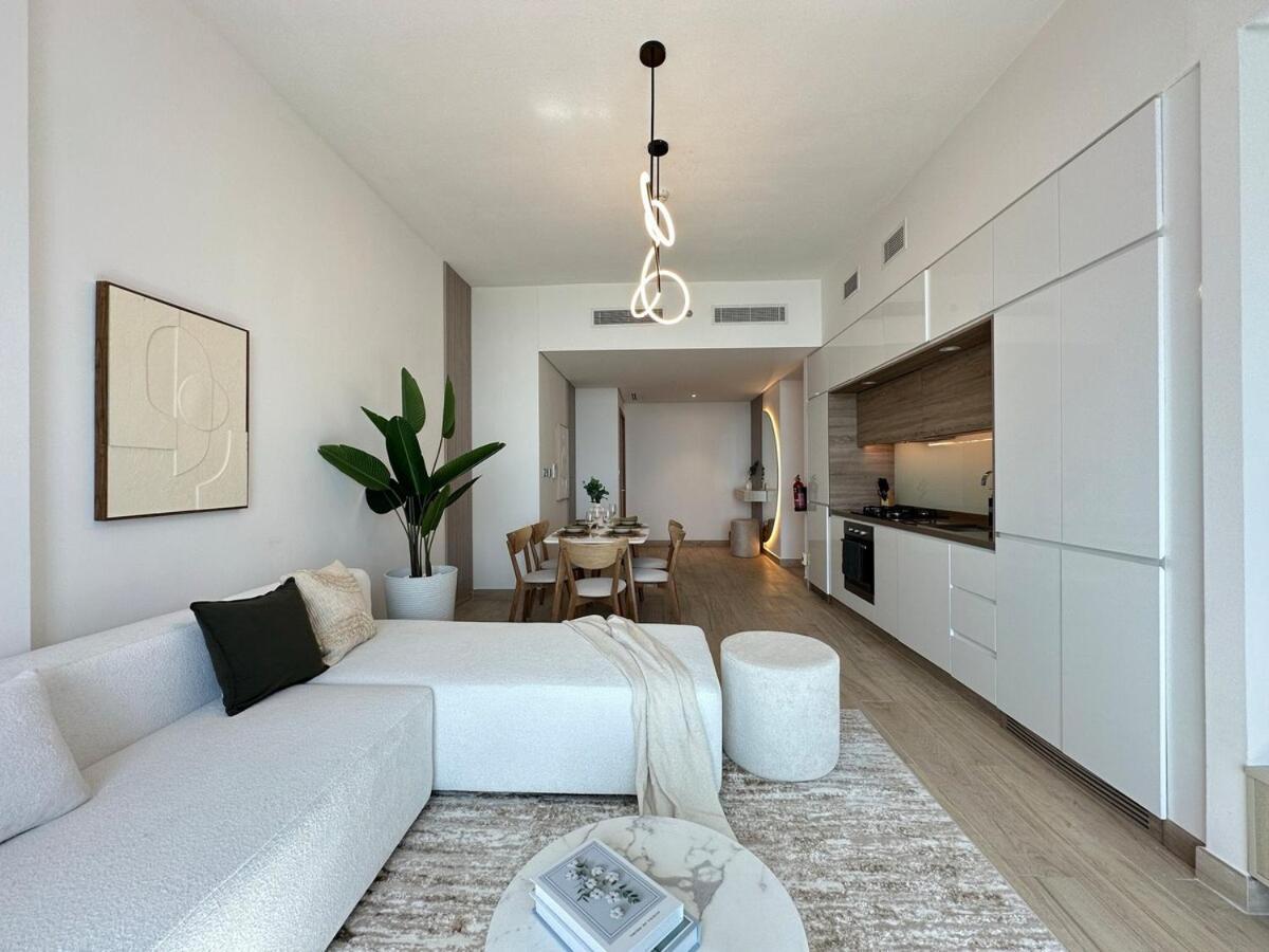 Luxueux Ammenities Tower, Sea View, Near To Apartment