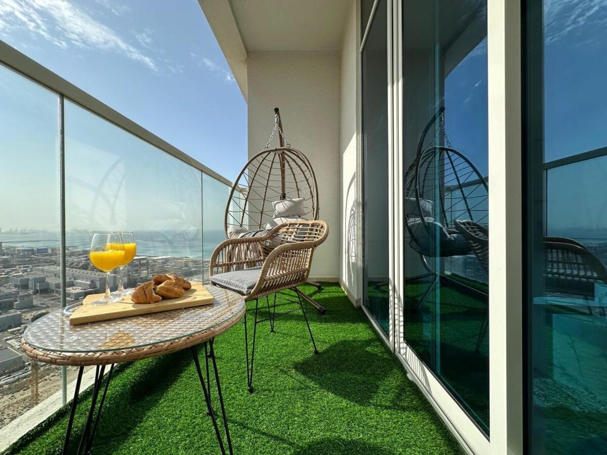 Luxueux Ammenities Tower, Sea View, Near To Apartment