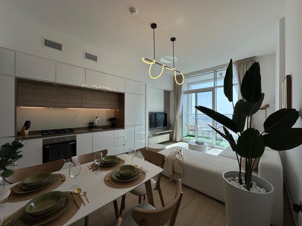 Apartment Luxueux Ammenities Tower, Sea View, Near To Dubai