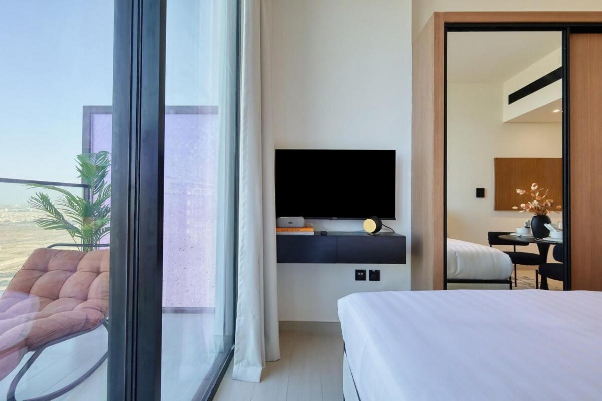 Stunning In Binghatti House Apartment