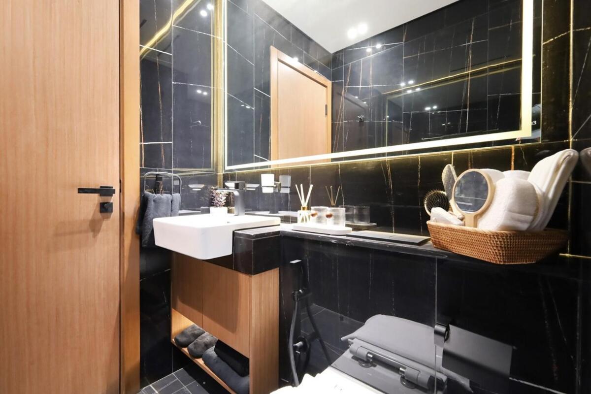 Apartment Stunning In Binghatti House *
