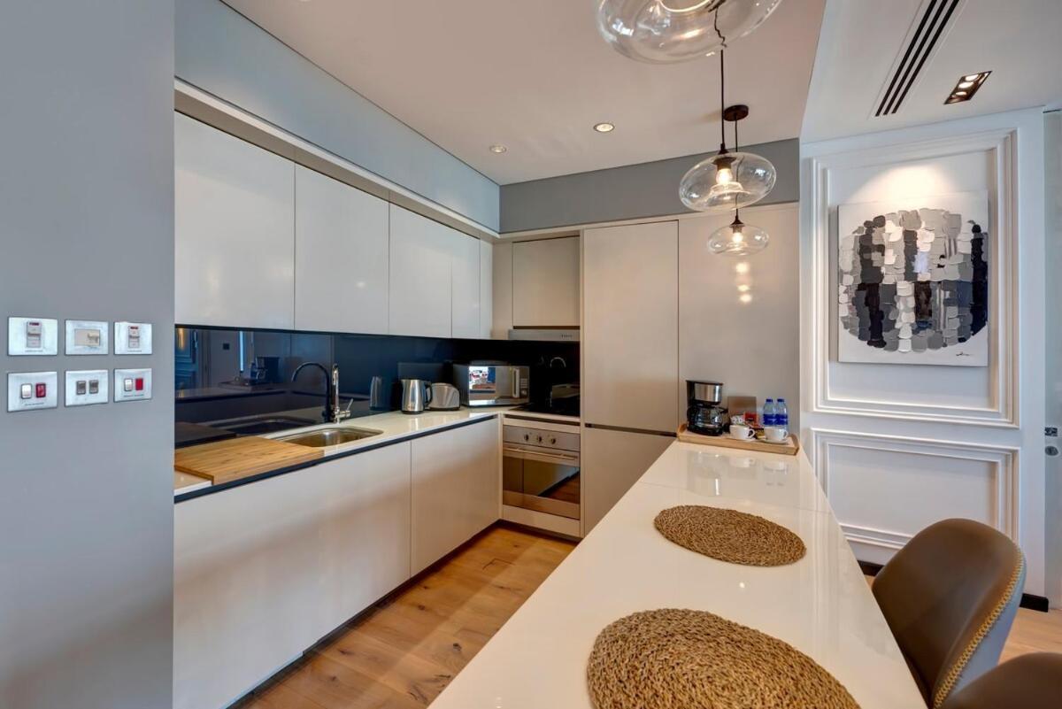 Index Tower - Premium By Radiance Apartment Dubai