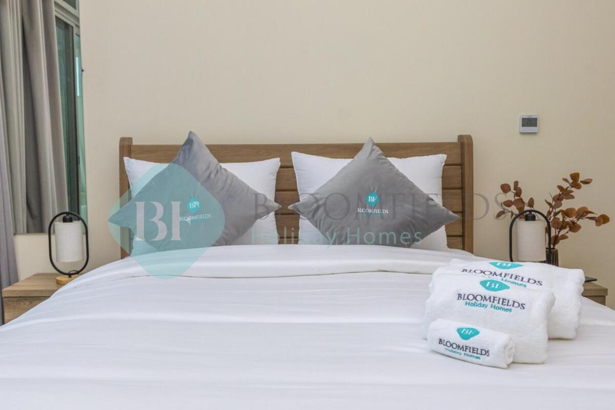 Apartment Bloomfields Cozy Stu Azizi Farhad Dubai