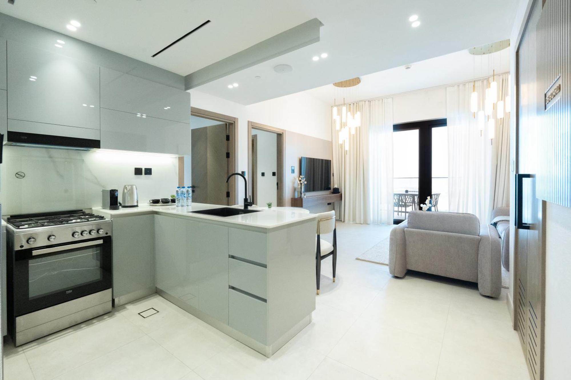 Keyrock Living - Binghatti Canal Sky Retreat Apartment