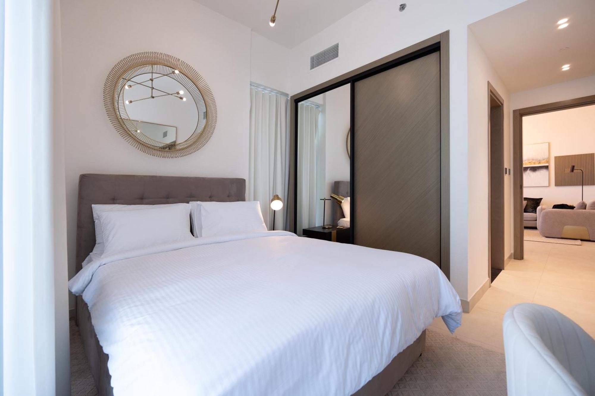 Apartment Keyrock Living - Binghatti Canal Sky Retreat