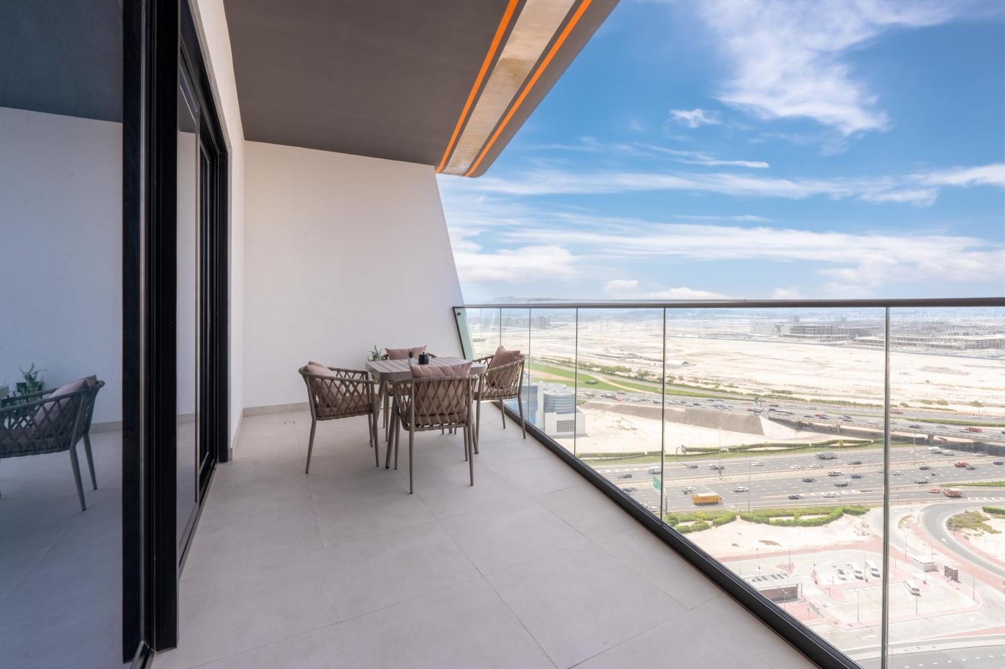 Apartment Keyrock Living - Binghatti Canal Sky Retreat