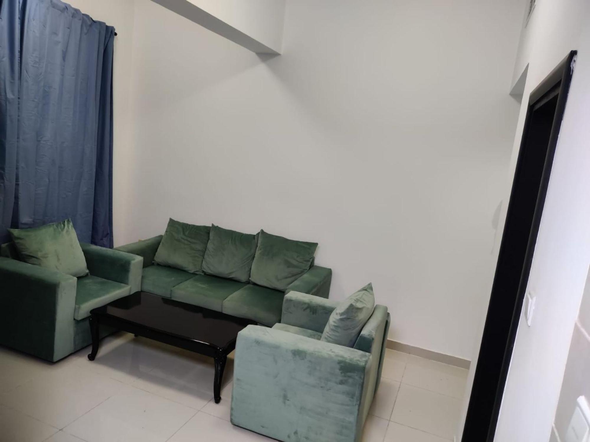 1br In Marina Near Metro