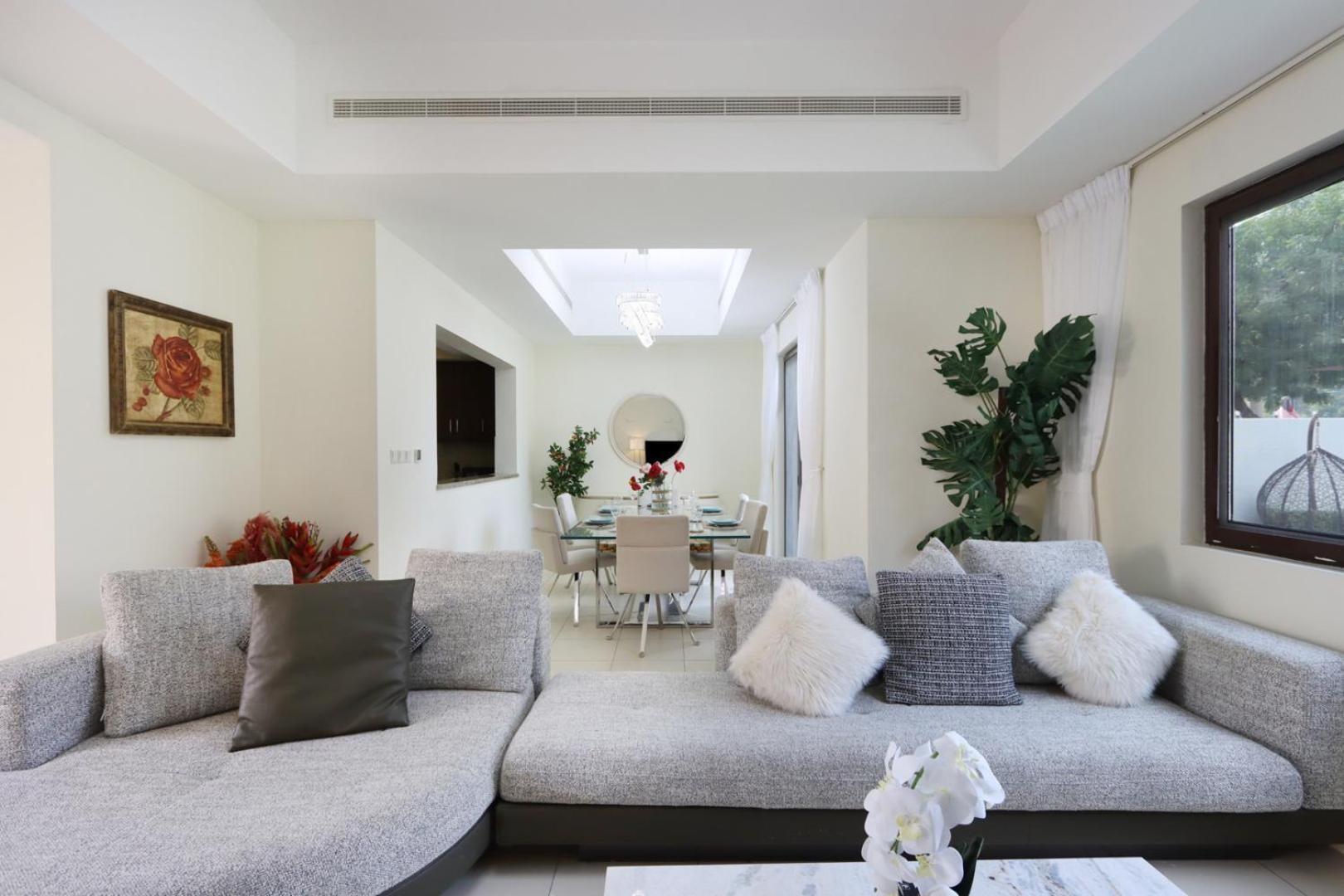 Livbnb-3br Sweet Family With Maid's Dubai