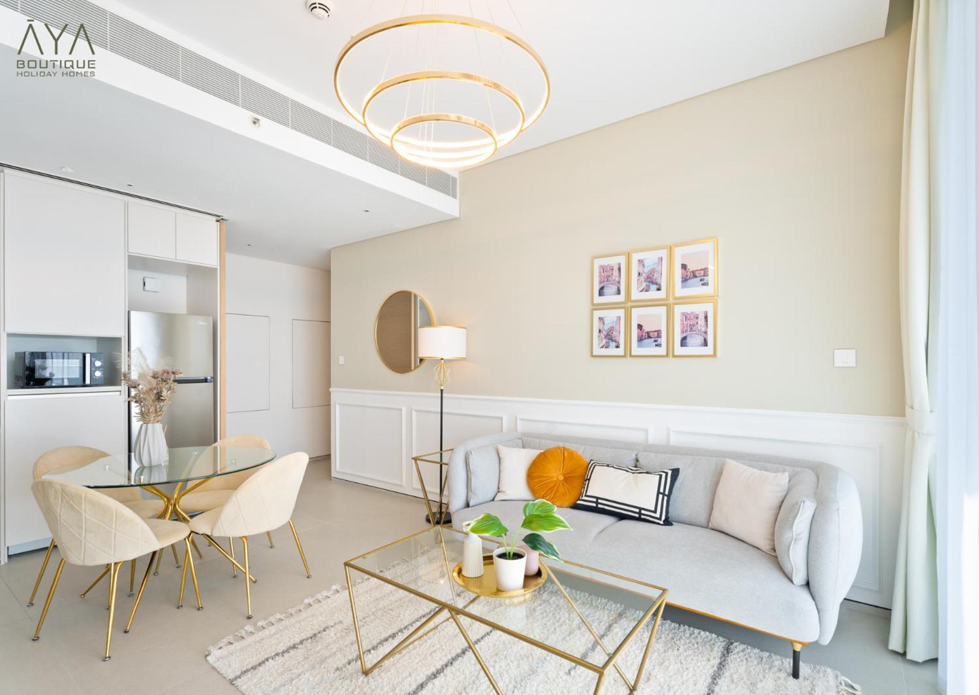 Jumeirah Gate Tower 1 - Stylish With Pool & Views Apartment