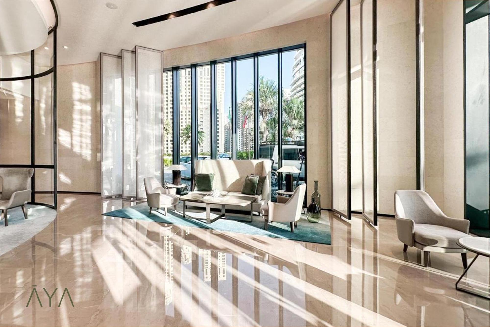 Jumeirah Gate Tower 1 - Stylish With Pool & Views Apartment