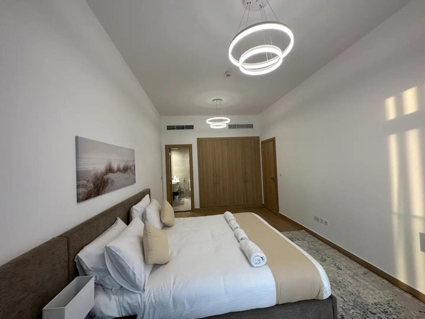 151 Jumeirah Gardens Daire