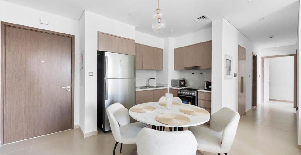 Apartment Spacious 2 Bedroom In Act1 Act 2 Downtown *