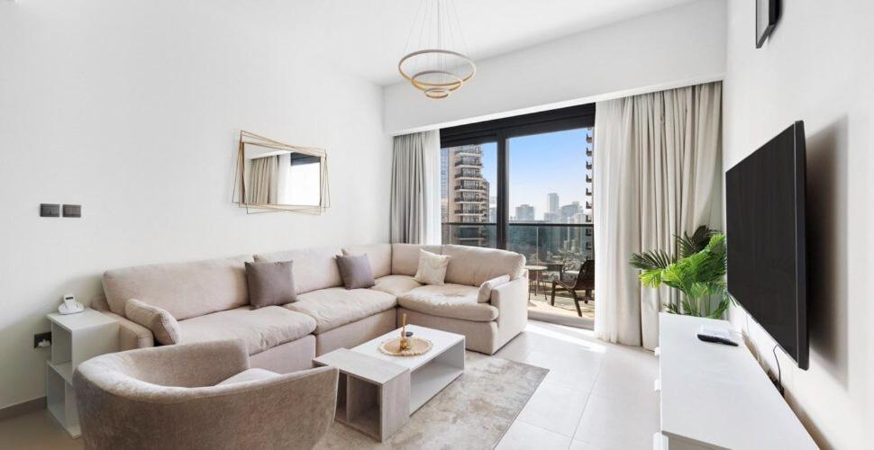 Apartment Spacious 2 Bedroom In Act1 Act 2 Downtown *